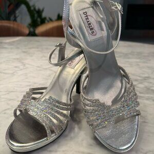 Dyables “Leah” Silver Glitter High Heels, Women’s US 8- Art Deco Style